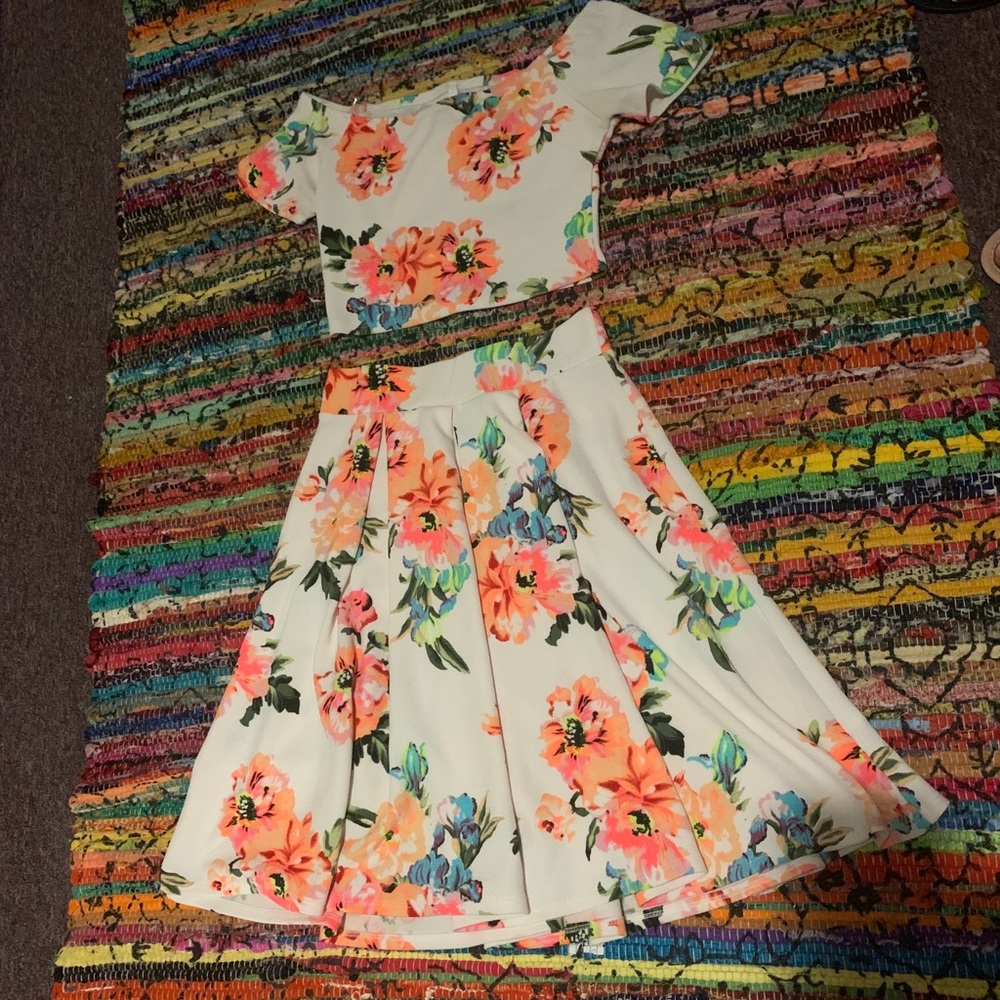 Floral two piece